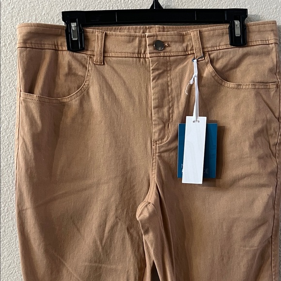 Market & Spruce Women's Tan Chinos - Picture 2 of 6